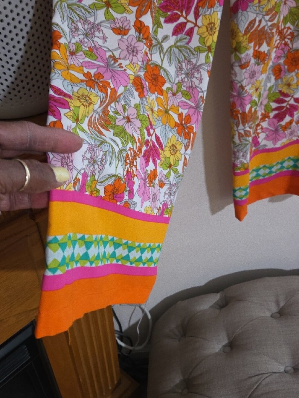 Vibrant Floral Wide-Leg Pants in Pink & Orange - Picture 3 of 5